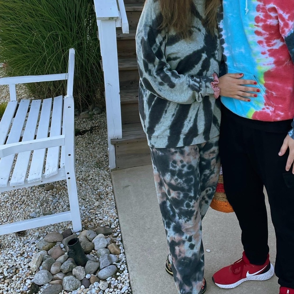 Sweatshirt + sweatpants matching set